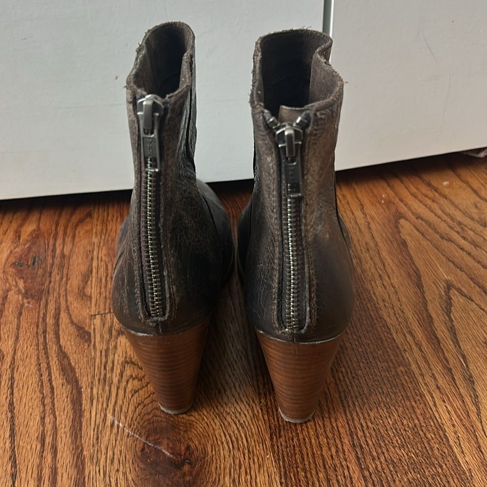 Diba True Wedge Ankle Distressed Leather Boot Size 8.5 - Picture 4 of 5